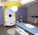 Una máquina de Radioterapia Estereotáxica